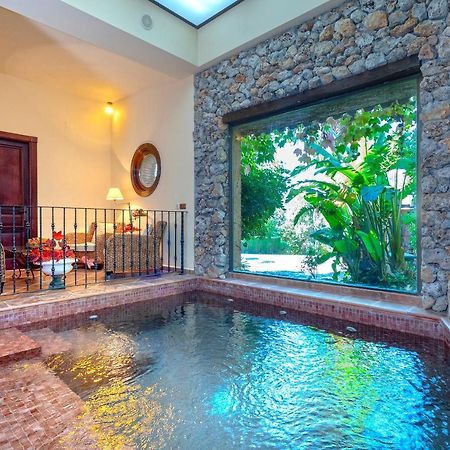 Casa Flores Con Piscina Interior Climatizada Alcaucin Exterior photo